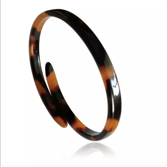 Tortoise Bracelets Skinny Wrap 2 pcs  Light Weight - Picture 6 of 6